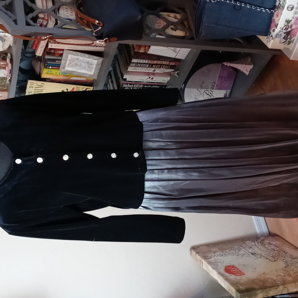 Hillard & Hanson Two Piece Dress